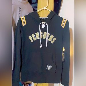 Womens Penguins Hoodie